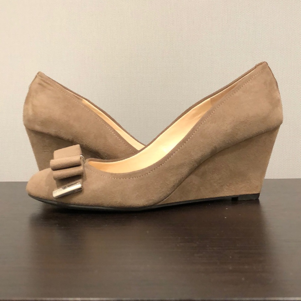 Jessica Simpson Wedges